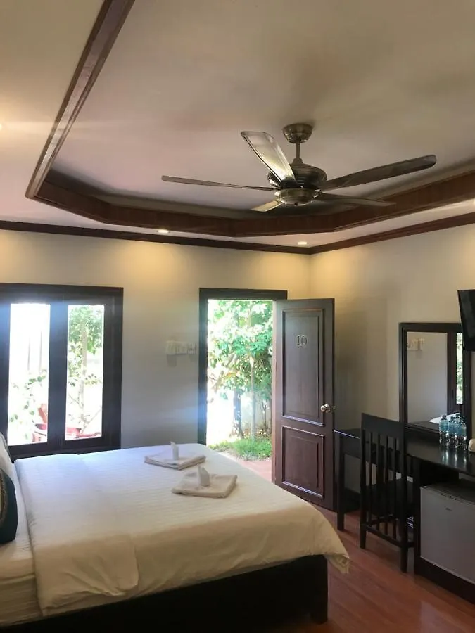 Villa Meuang Lao Luang Prabang 2*,  Laos